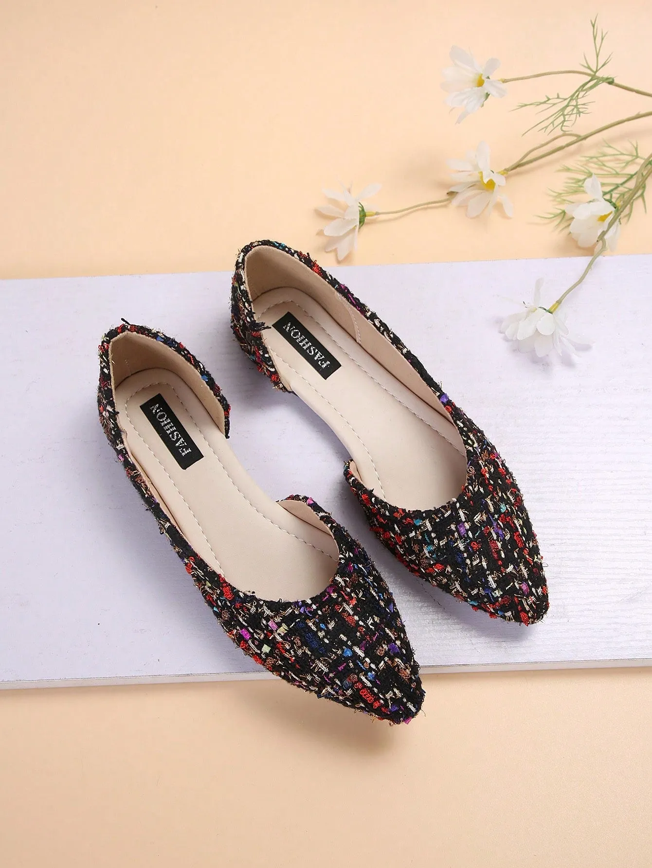 Fashionable Women's Flat Shoes