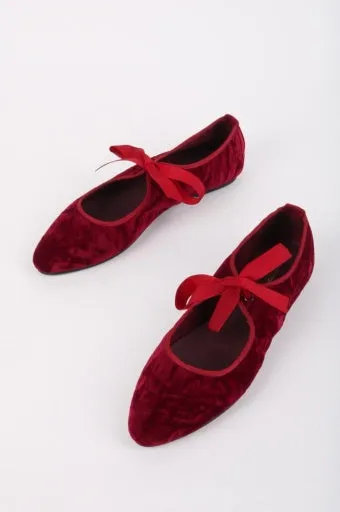 INTENTIONALLY BLANK VALLEY VELVET FLATS