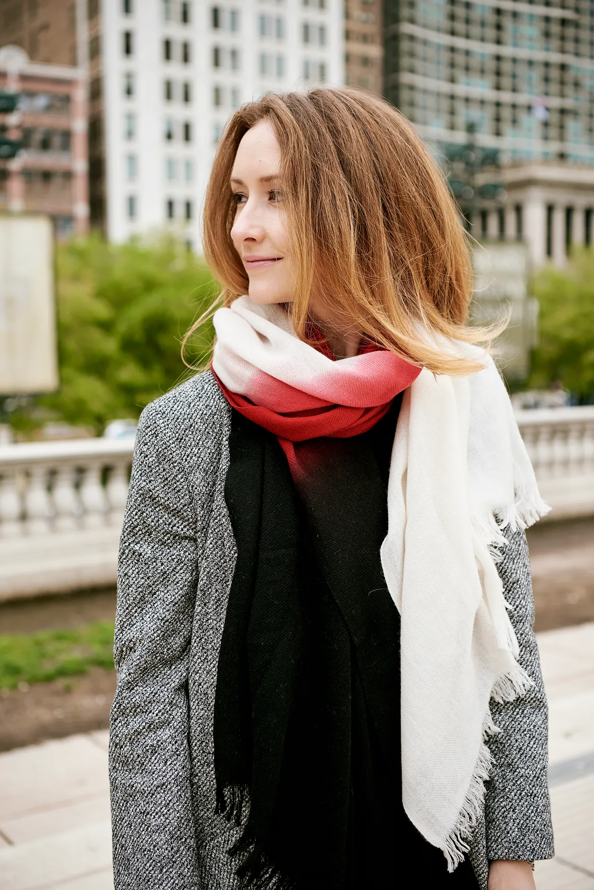 Red Ombré Hand Woven Winter Cashmere Scarf