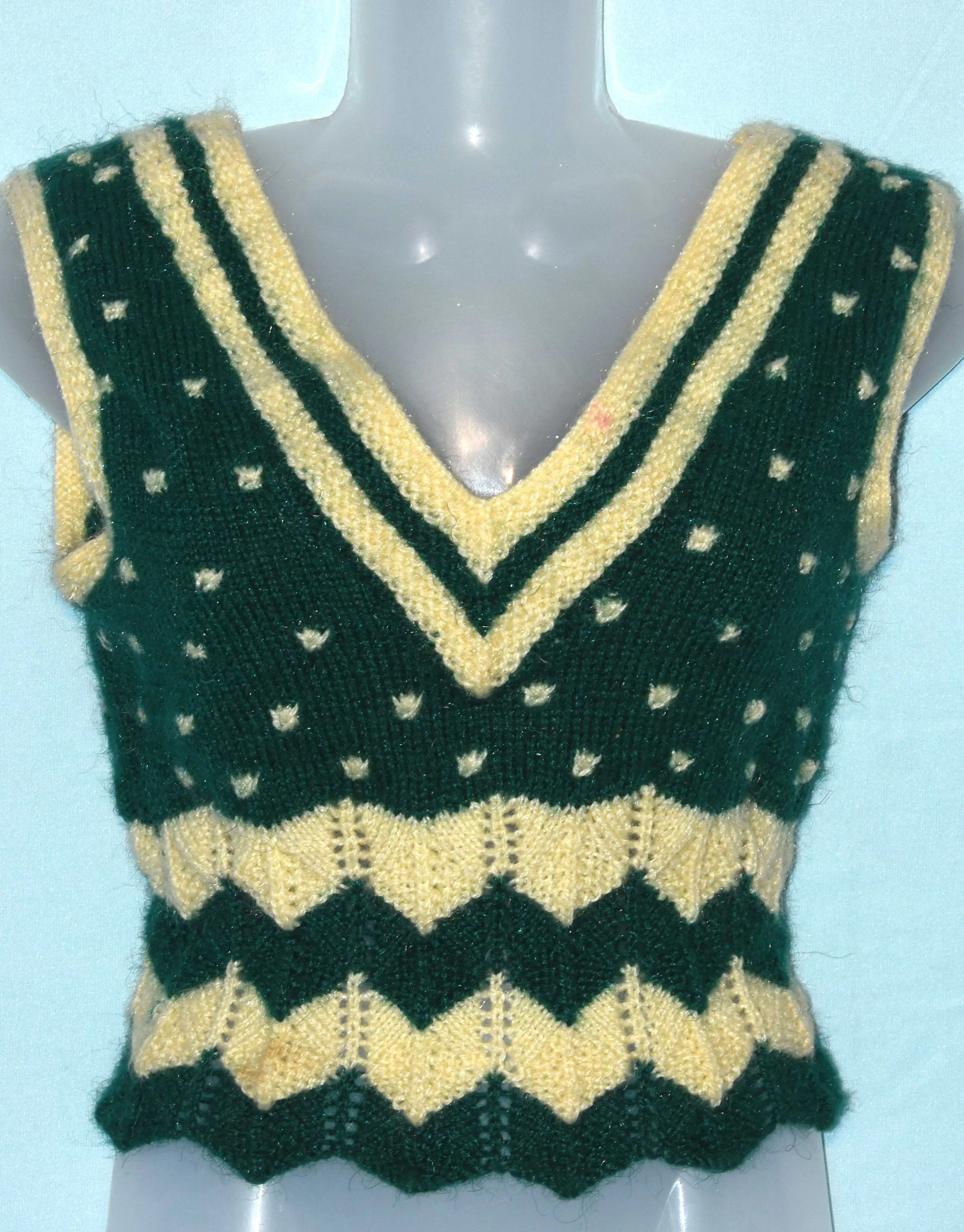 V-Neck Handmade Woolen Sleeveless knitted Blouse for women free size